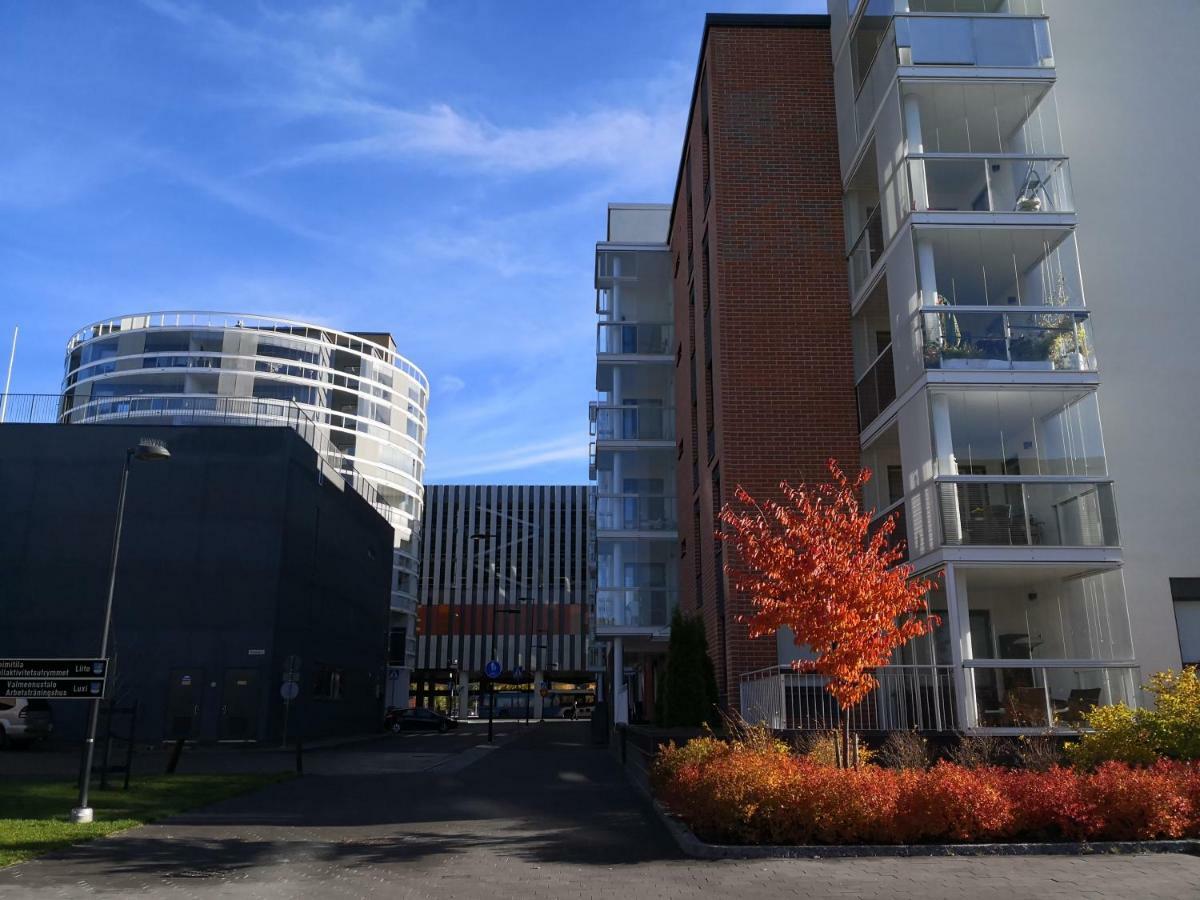 Charming Pine View Apartment Vantaa Eksteriør billede